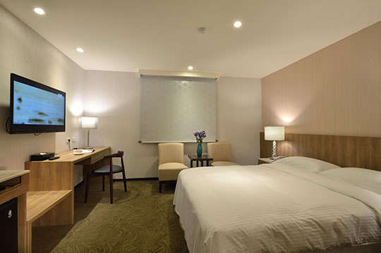 雙人甜蜜休息，不分平假日(近捷運中山國小站)