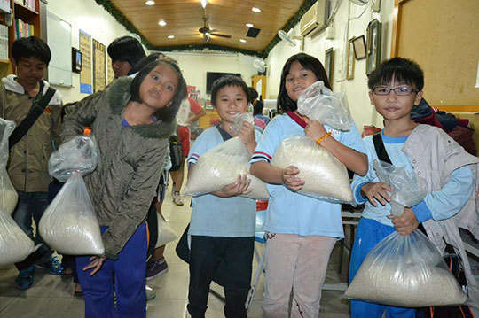 有您的支持，協助都市原住民孩童及不再為晚餐煩惱