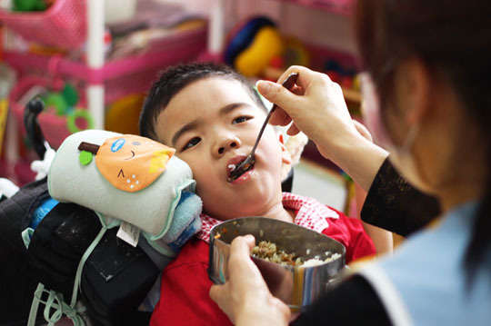 身心障礙幼童的早期療育，用活力與你的支持，持續訓練與學習