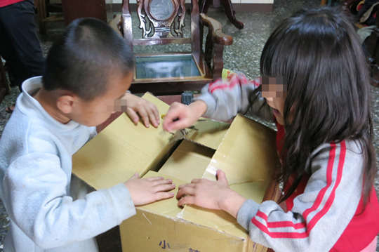 點亮清寒弱勢家庭學童希望