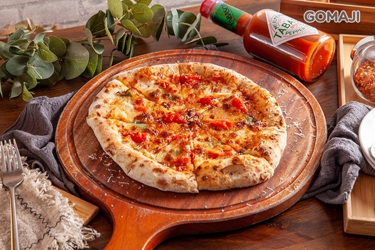 Misha Caffe X Pizzeria