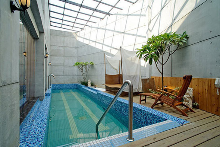 台南-媜13渡假汽車旅館