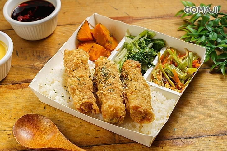 潛水飽食堂