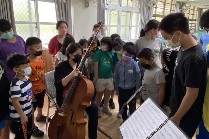 支持偏鄉孩童音樂初體驗