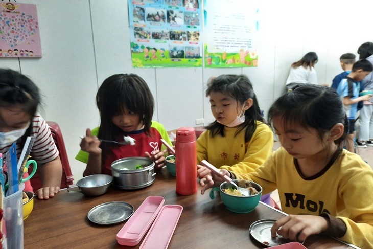 台東脆弱家庭兒少溫暖晚餐