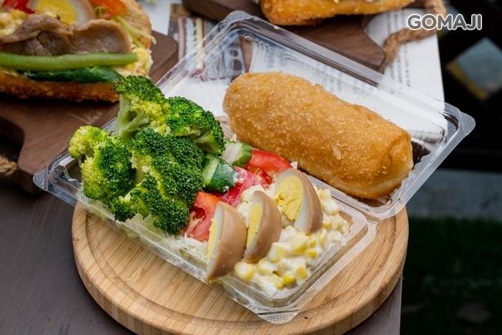 Hair禾日，營養三明治 & 甜甜圈。