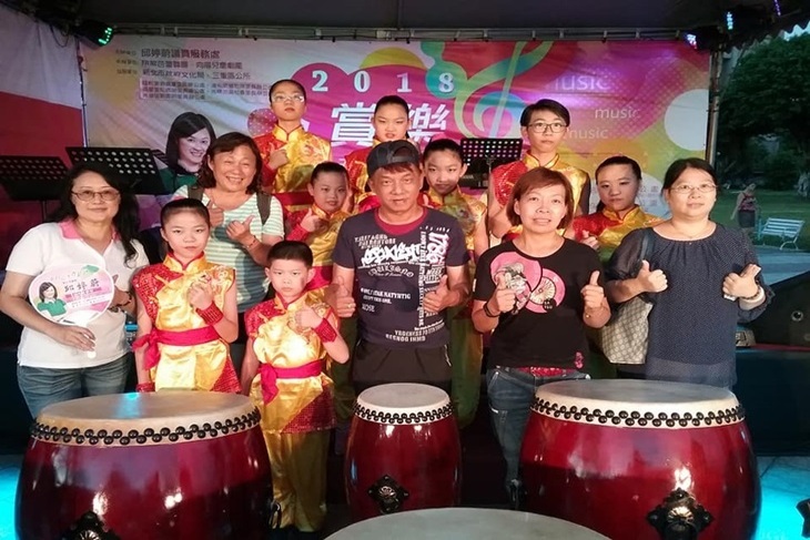 一起夢想－愛的鼓舞，遠離歧途