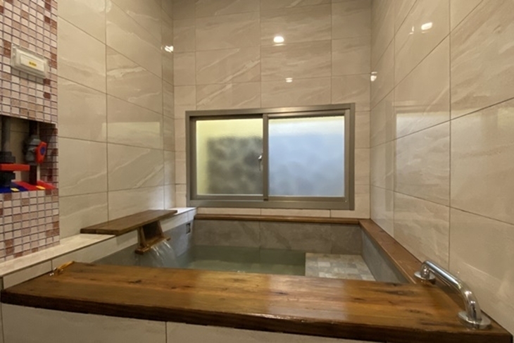 萬里-金湯溫泉會館