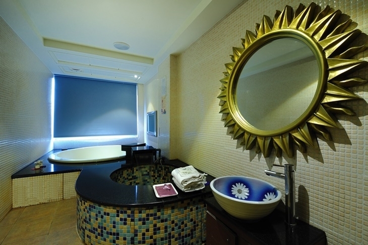 萬里-金湯溫泉會館