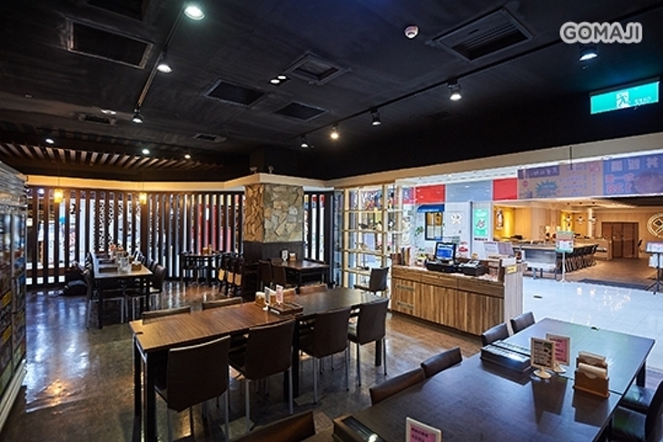岩葉拉麵(家樂福成功店)