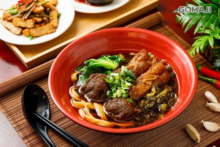 犇亭牛肉麵