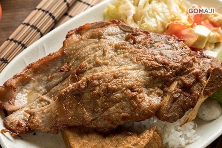 老董牛肉麵(高雄自強店)