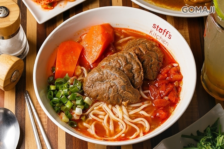 staff's kitchen員工餐廳