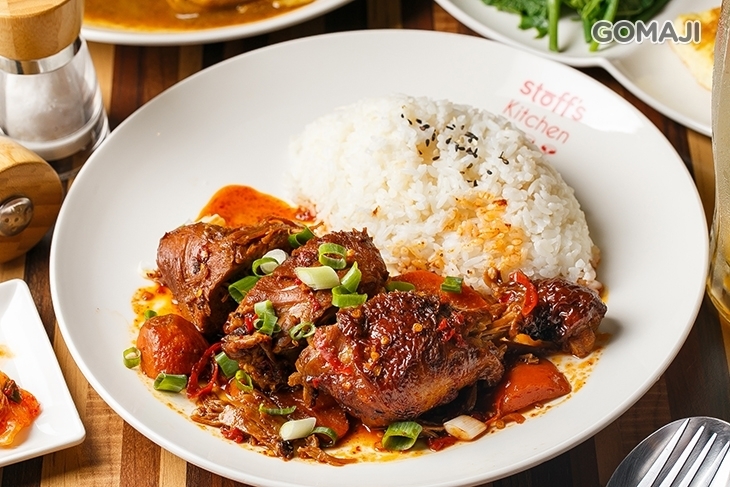 staff's kitchen員工餐廳