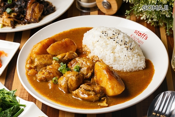 staff's kitchen員工餐廳