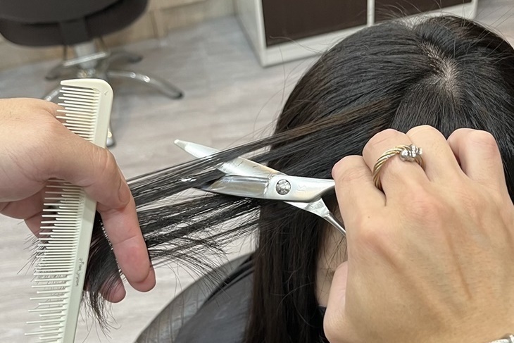 S.R Hair Studio