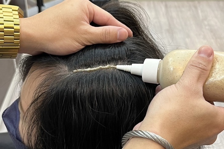 S.R Hair Studio