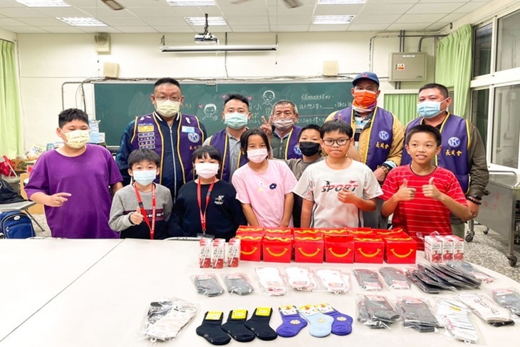 學習無障礙！支持雲林200位弱勢孩童必需品