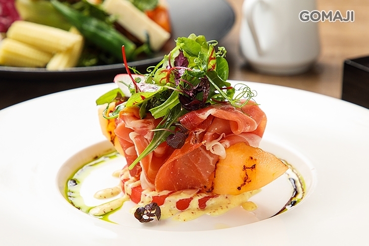 À Point Steak & Bar 艾朋牛排餐酒館