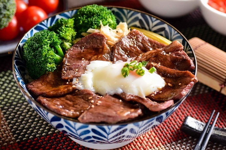 爆丼日式燒肉丼飯專賣店