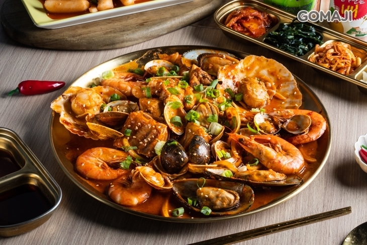 朋月栻-부산 韓雞龍蝦一隻雞