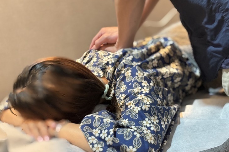 偷閑足湯行館