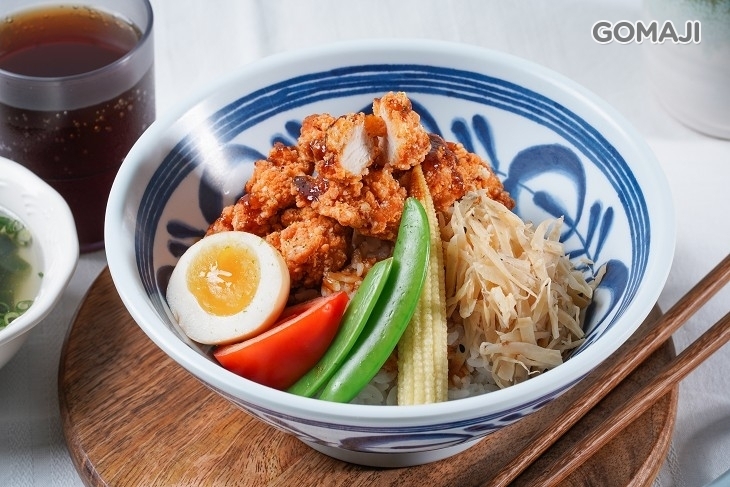 日日滿 小火鍋。小食堂