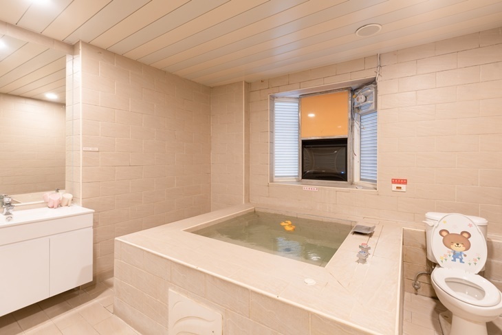 烏來-湯布苑溫泉館