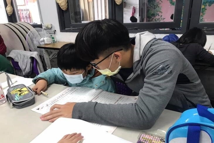 支持台南75名弱勢兒少愛心接駁車募資！