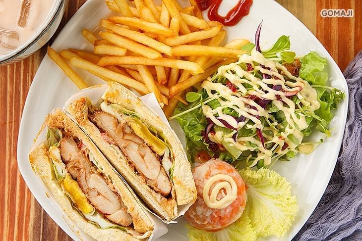 胡艾食軒住著麵線寶寶