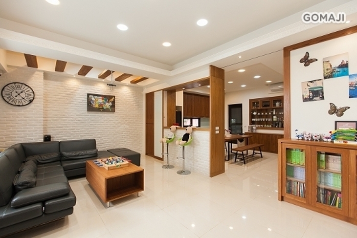 宜蘭-蝶舞新群親子溜滑梯電梯民宿