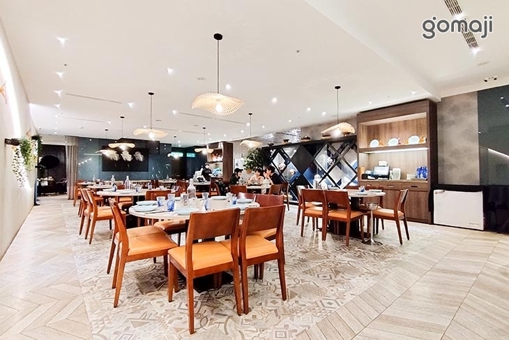 晶湯匙泰式主題餐廳Crystal Spoon(台北京站店)