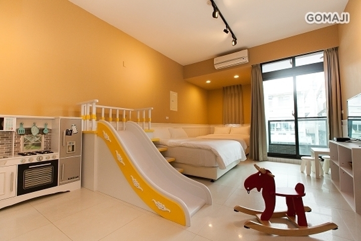 宜蘭-蝴蝶結溜滑梯親子民宿