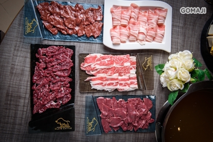玻璃牛溫體牛豬肉火鍋