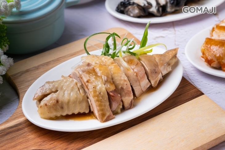 謙謙雞肉飯。吃雞配飯。