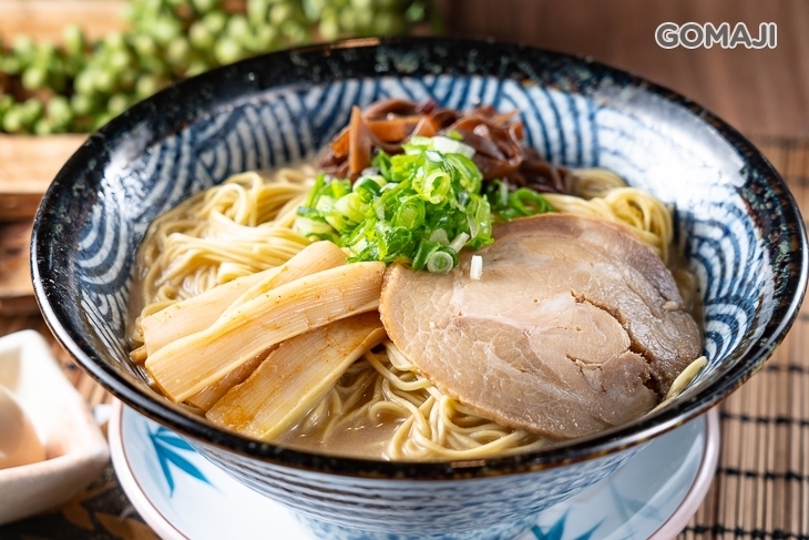 青龍屋臺拉麵