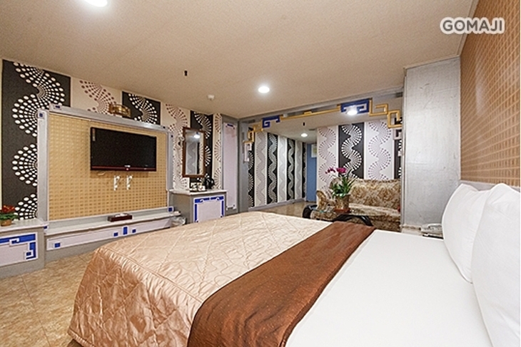 桃園-京典商務旅館