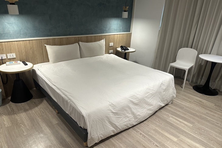 桃園-艸日月汽車旅館