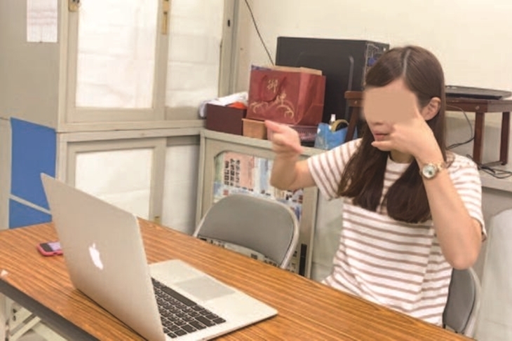 手傳真情！提供120名聾人視訊手語翻譯