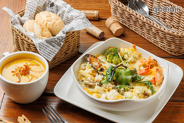 看山小 望海大 La'mer