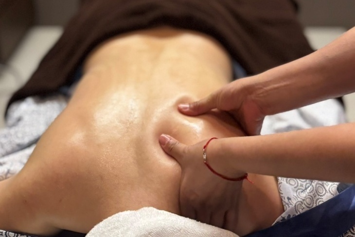 梵間足體芳療館