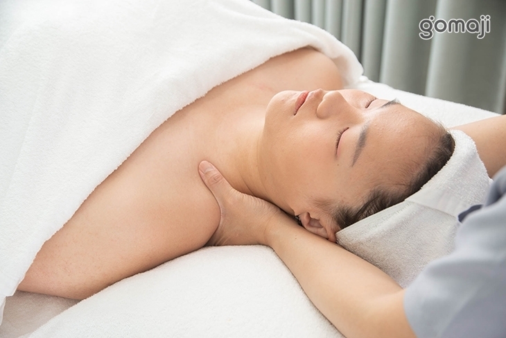 四季頂級美容會館