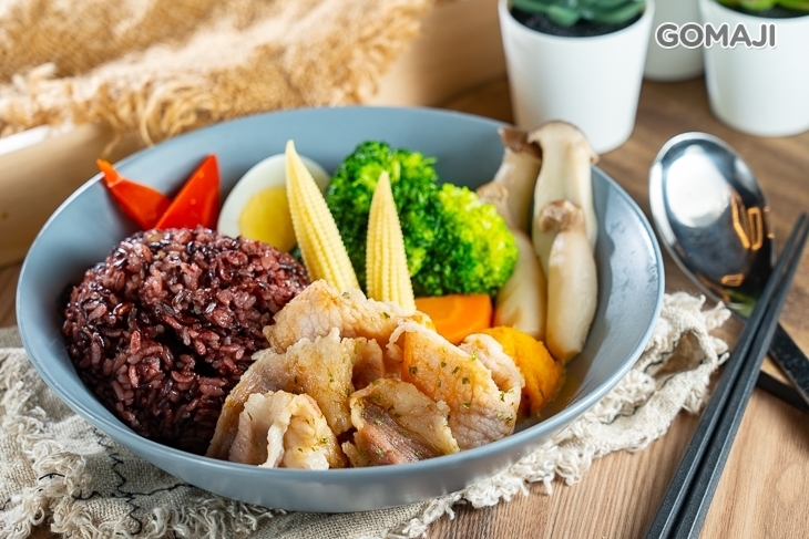 原名健身餐飲