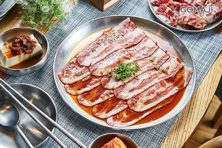 姜虎東678白丁​​韓國傳統烤肉​店​​(高雄店)