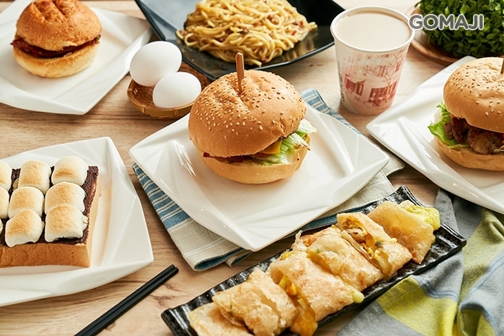 墨羚找食