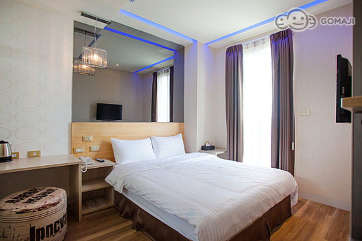 台中逢甲-時光對白旅棧