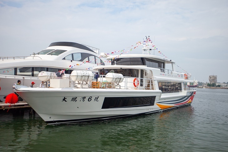 大鵬灣觀光遊艇