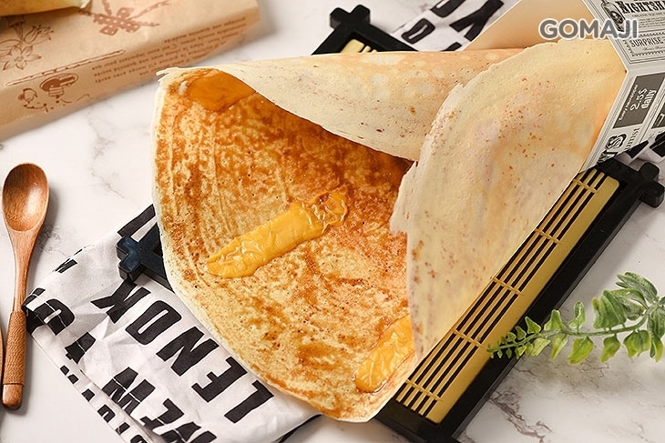 吃 可麗餅