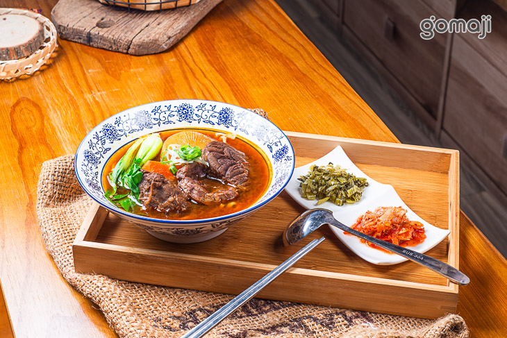 光驛站CROWN house (頭城)|咖啡|燒烤|餐酒