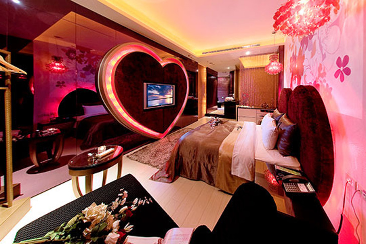 台中七期-沙夏精品汽車旅館